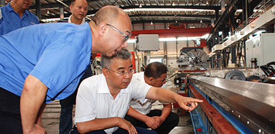 天水市委常委、常務副市長趙四輩一行在星火公司調研