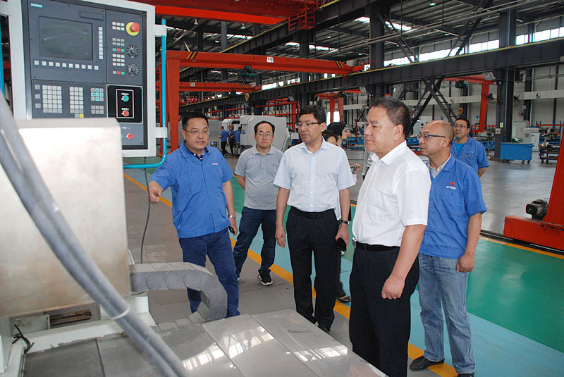甘肅省發改委 國資委有關領導來星火機床公司調研
