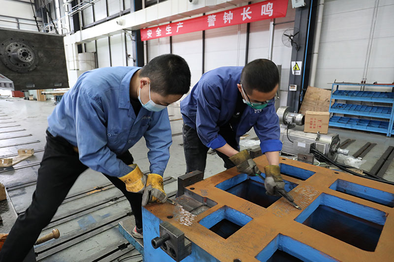 實字當(dāng)頭  干字為先    清明假期他們這樣過