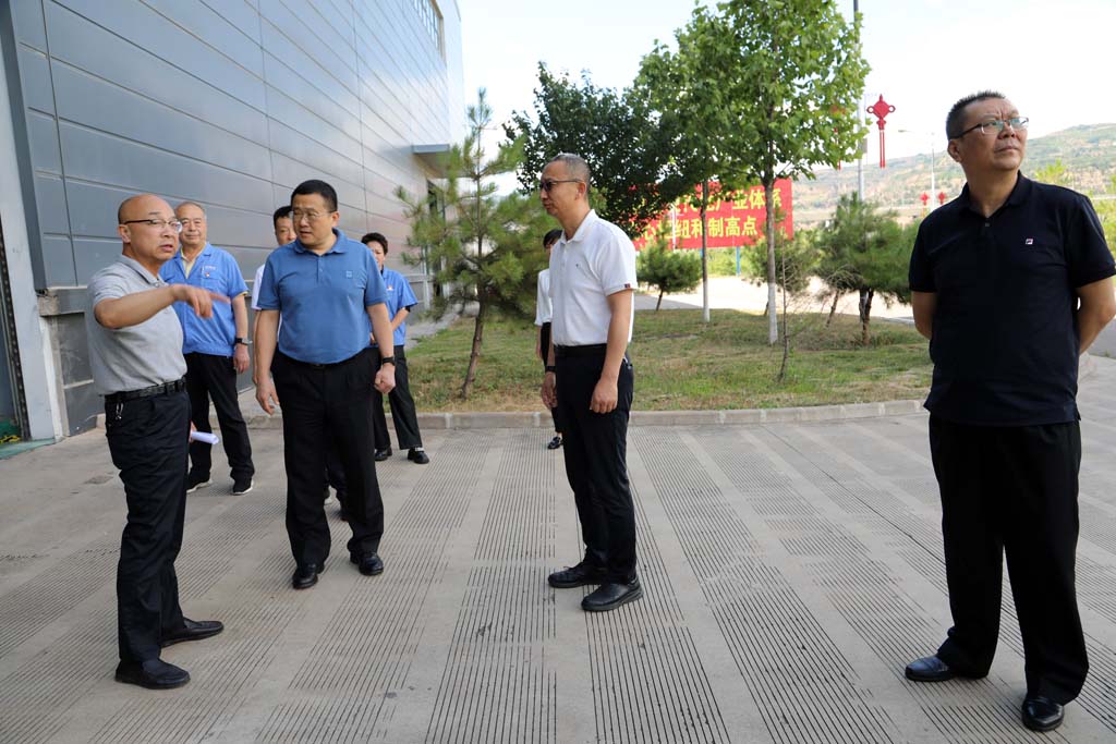 蘭州海關關長李輝一行來星火公司調(diào)研