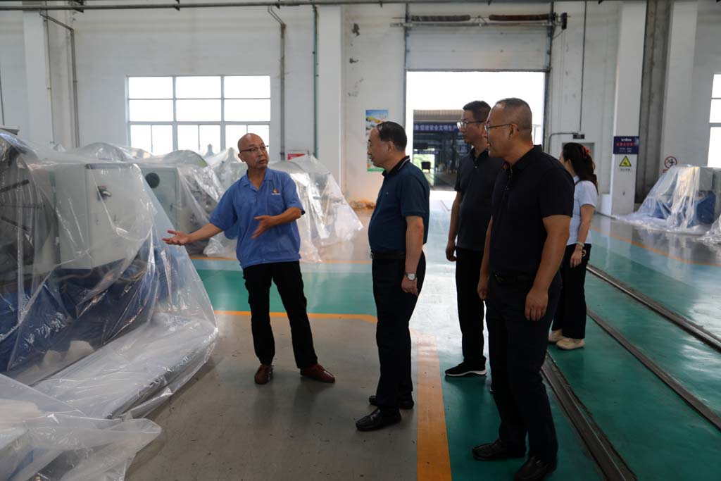 甘肅省國投領導王永生一行來星火機床公司調研