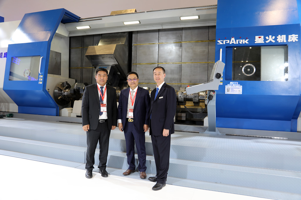 華中數控王雪松 華中數控王雪松