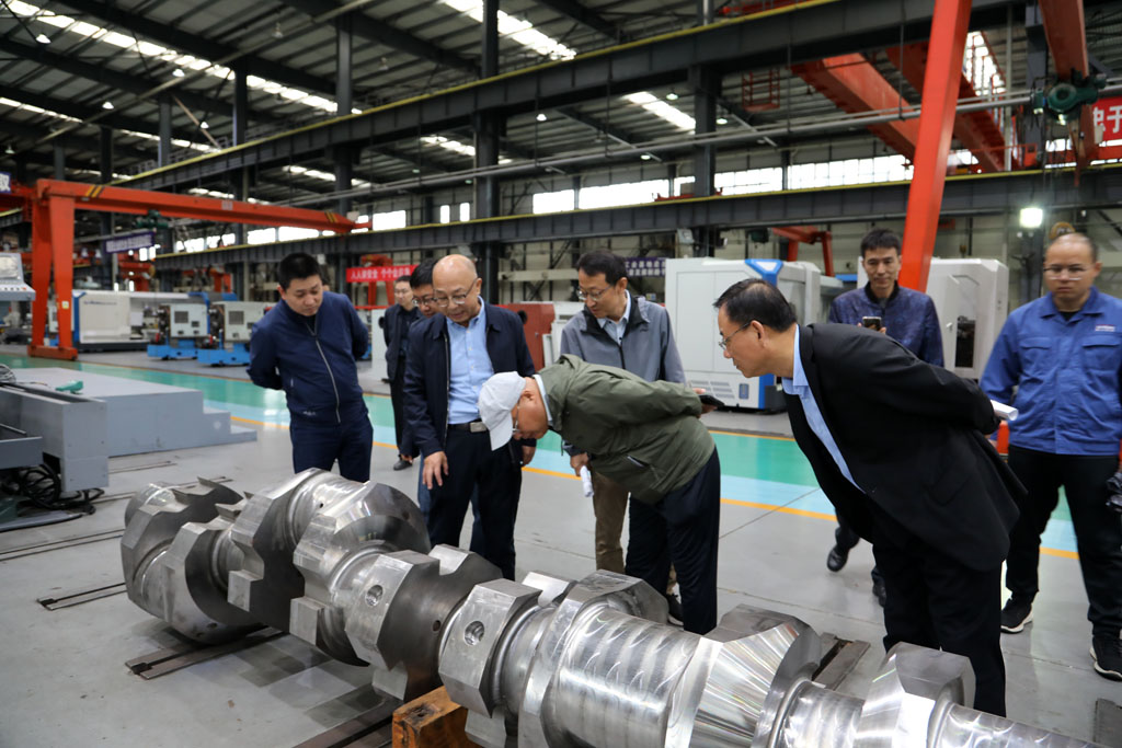 甘肅省發展改革委總工程師樊文一行蒞臨星火數控調研指導